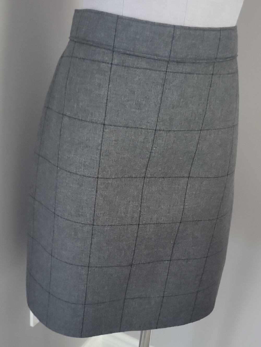 ​Judith & Charles Made in Canada Grey Check Wool-Blend Skirt - Size 6